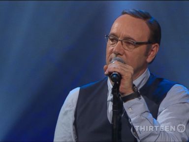 VIDEO: Kevin Spacey Plays the Harmonica and Sings to Honor Billy Joel