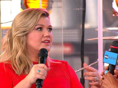 VIDEO: Kelly Clarkson Describes Her Journey to Stardom