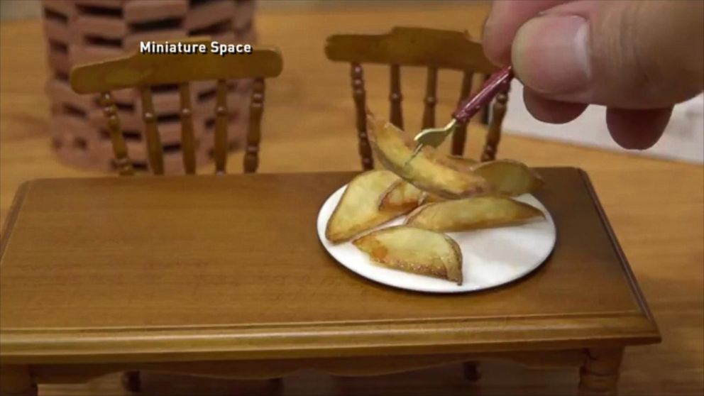 Video Japanese Man Creates the Tiniest, Most Adorable Miniature Food Ever -  ABC News