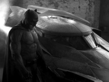 'Batman v. Superman' Sneak Peek Video Released