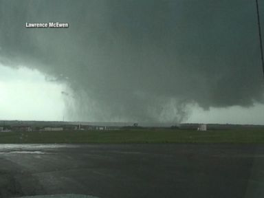 VIDEO: Tornados, Flooding Threaten Plains States