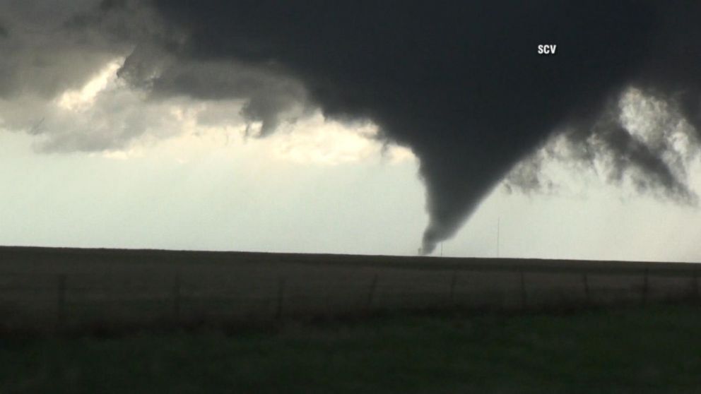 VIDEO: Severe Storms Strike Plains States, Start to Head East
