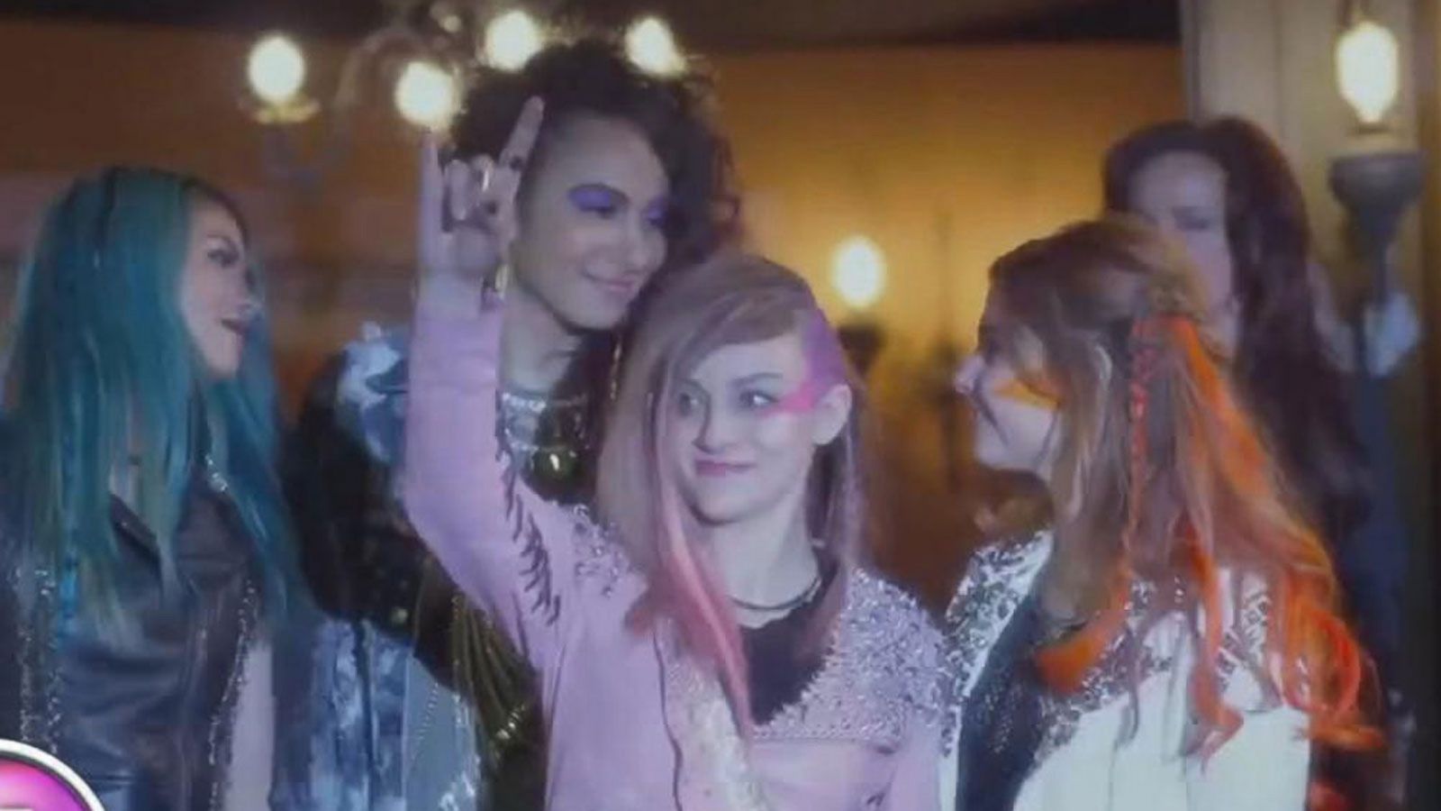 'Jem and the Holograms' Trailer Debuts - Good Morning America