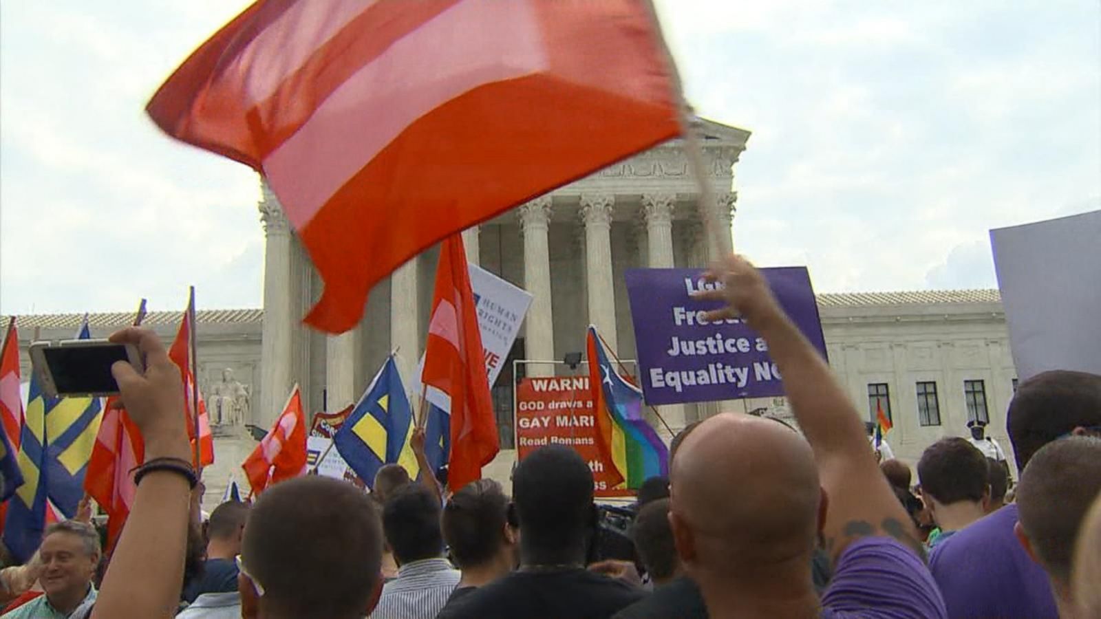 Supreme Court Strikes Down Ban on Same-Sex Marriage