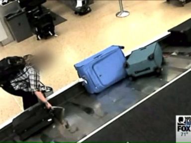 VIDEO: Thieves Targeting Travelers' Luggage at Airport