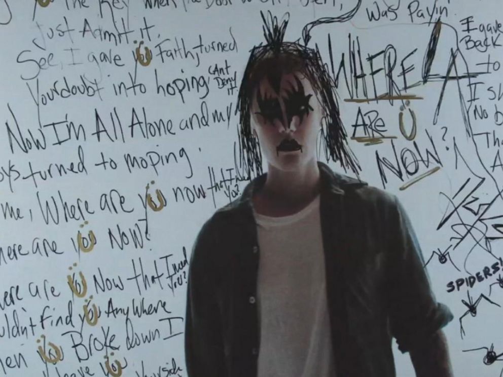 Justin Bieber Joins Forces With Skrillex, Diplo for New Music Video 'Where  Are U Now' - ABC News