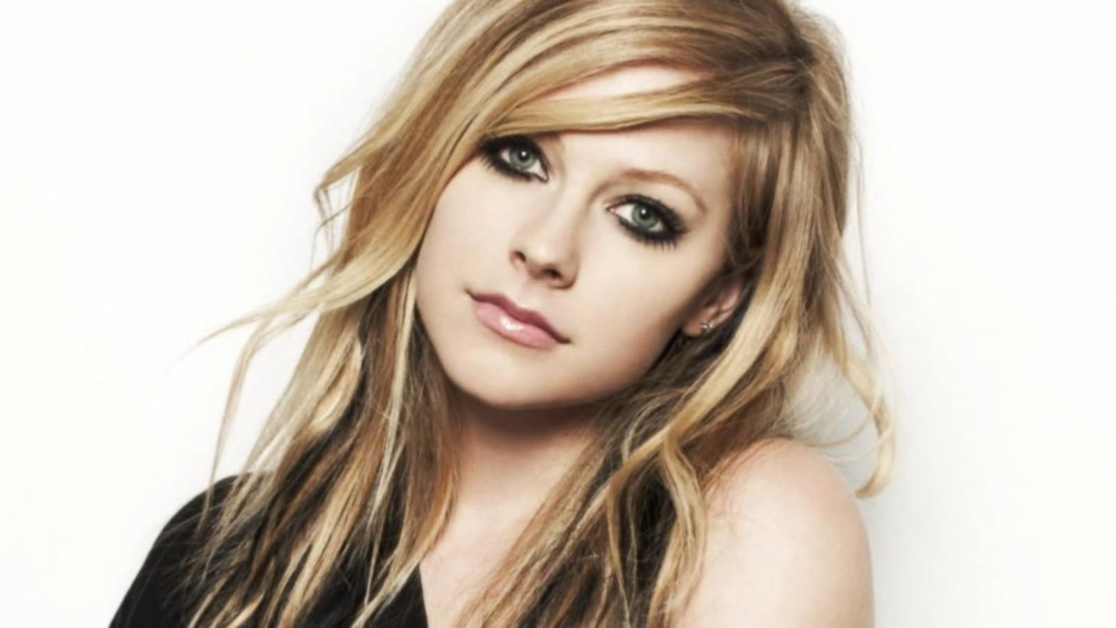 Avril Lavigne Opens Up About Her Struggle With Lyme Disease Good
