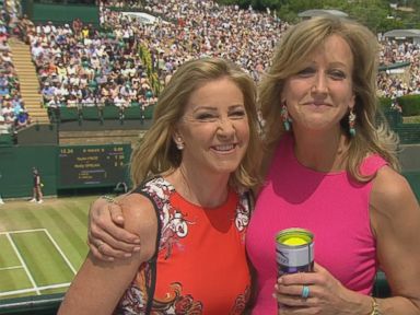 VIDEO: Chris Evert joins Lara Spencer for all the buzziest stories in the "Pop News Heat Index."