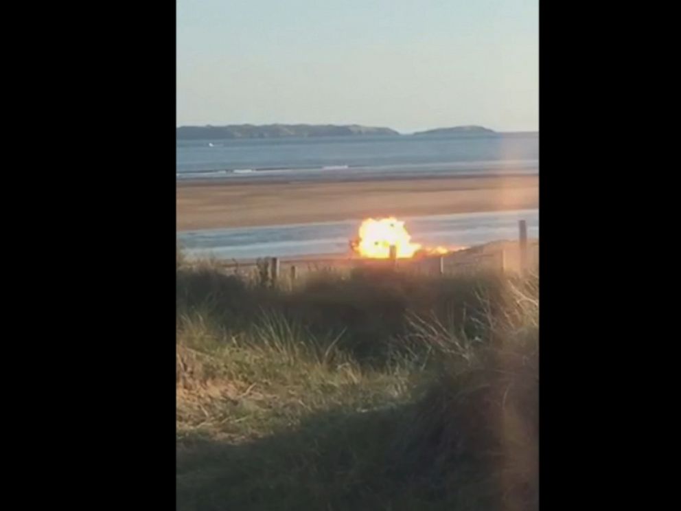 British Family Photographs Kids With Beach Buoy That Was Actually A Bomb Abc News