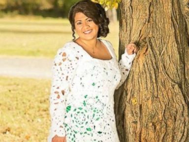 VIDEO: Abbey Ramirez-Bodley knew she wanted a vintage-style wedding gown for her Oct. 27 wedding, but she wasn't able to find one she loved within her budget.