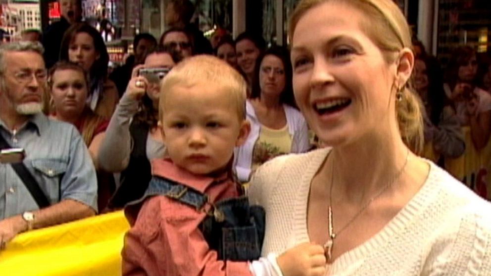 Kelly Rutherford Loses Attempt to Appeal Ruling That Sent her Kids to  Europe - ABC News