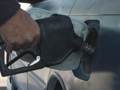 VIDEO: Gas Prices Expected to Keep Falling