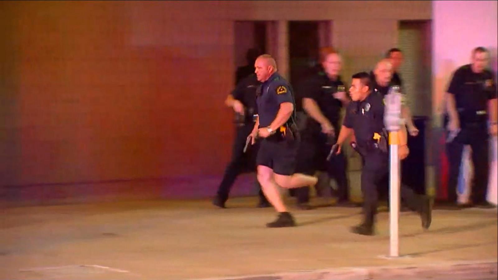 5 Dallas Officers Killed During Police Shootings Protest Good Morning America 0846