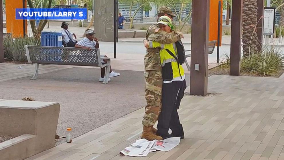 Returning Soldier Surprises Mother While Shes At Work Abc News 0512