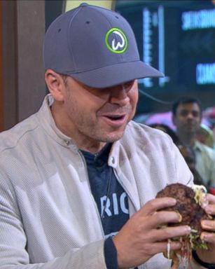 VIDEO: Las Vegas Cooking: Donnie Wahlberg Does Burgers on 'GMA'