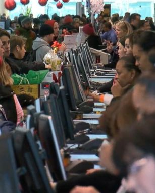 VIDEO: Holiday Travel Rush Starts With Major Delays at LAX