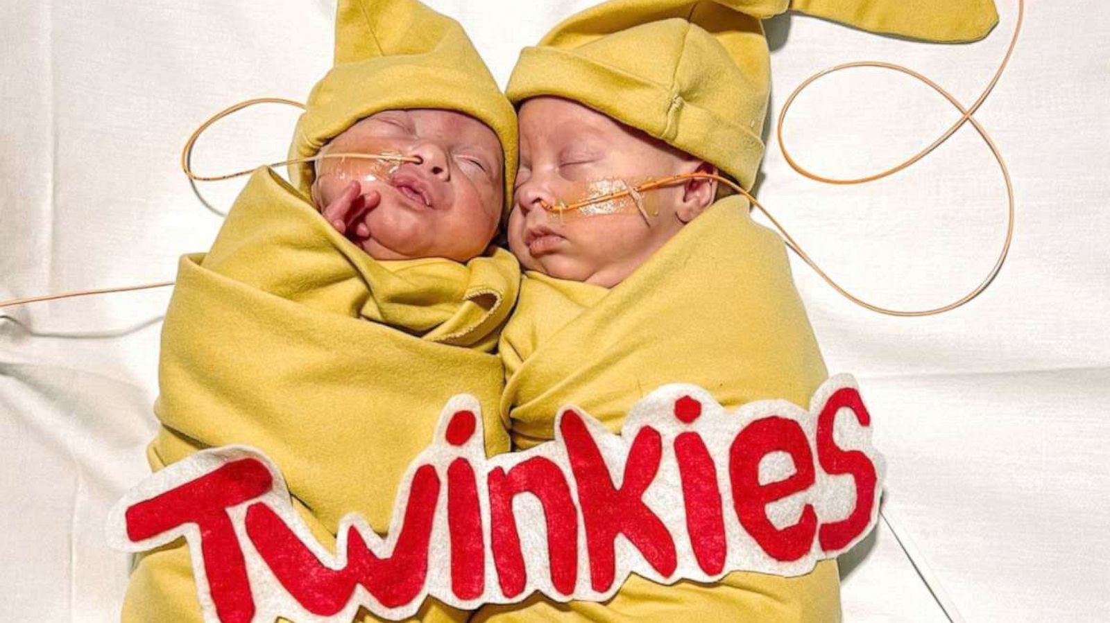 PHOTO: Twins Emelia and Maeve are the sweetest Twinkies.