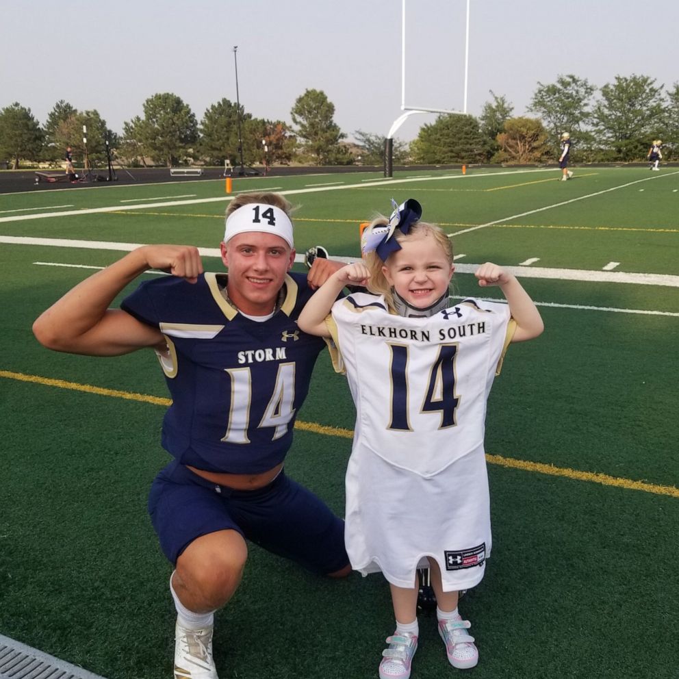 VIDEO: Quarterback befriends girl in hospital and now she’s his good luck charm 