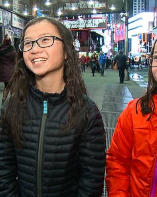 VIDEO: Identical Twins Reunited on 'GMA' Explore NYC Together