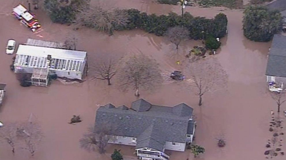 Major West Coast Flooding Forcing Thousands to Evacuate Video ABC News