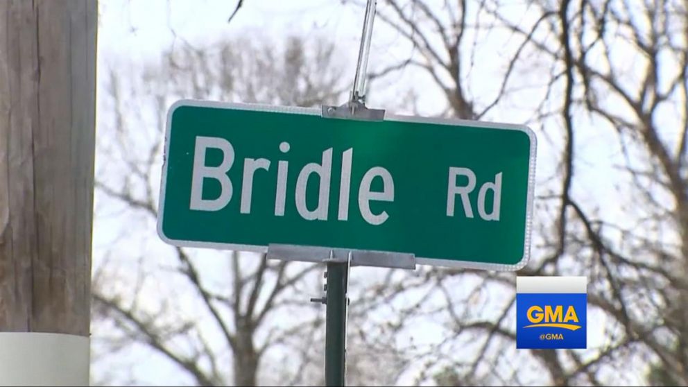 VIDEO: Mysterious wedding dress found on Bridle Road, police searching for owner