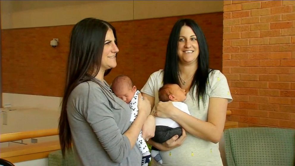 Siblings give birth to baby girls on same day in same hospital ward