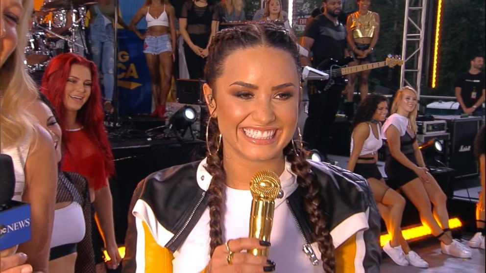 Demi Lovato Dishes On The Making Of Instruction And Sorry Not Sorry Music Videos Video Abc News