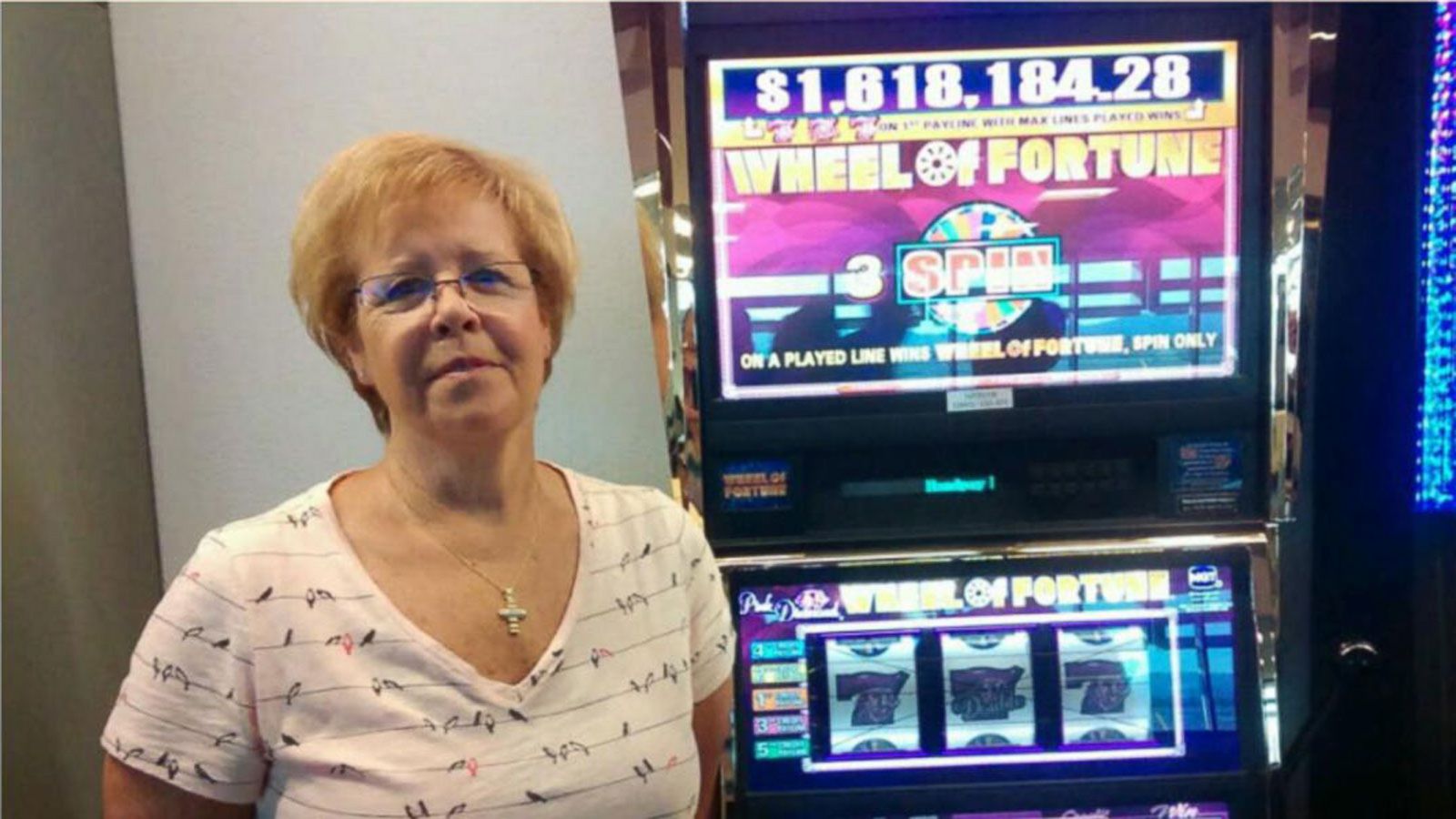 Lucky guest hits half a million dollar jackpot at Las Vegas Strip