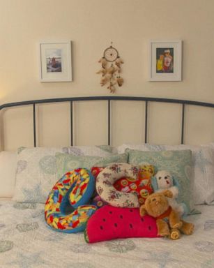 VIDEO: How to declutter children's rooms