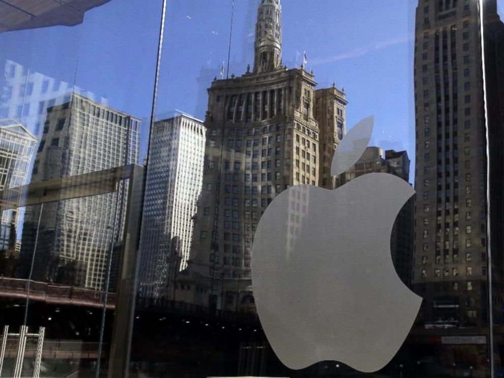 Apple Store Chicago: A glimpse into the future of retail » EFTM