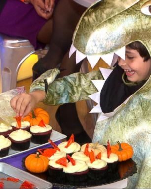 VIDEO: Scary dessert recipes that make the perfect Halloween treats 