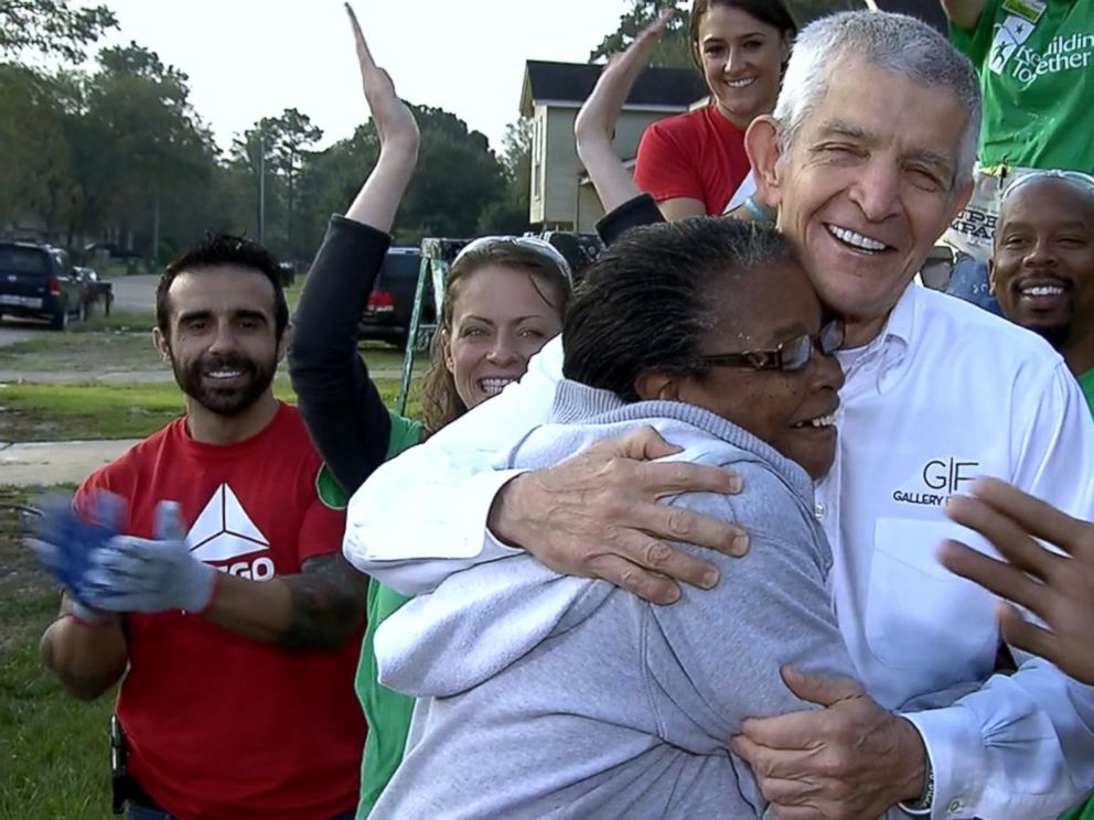 VIDEO: Mattress Mack to open up his furniture store to all on Thanksgiving
