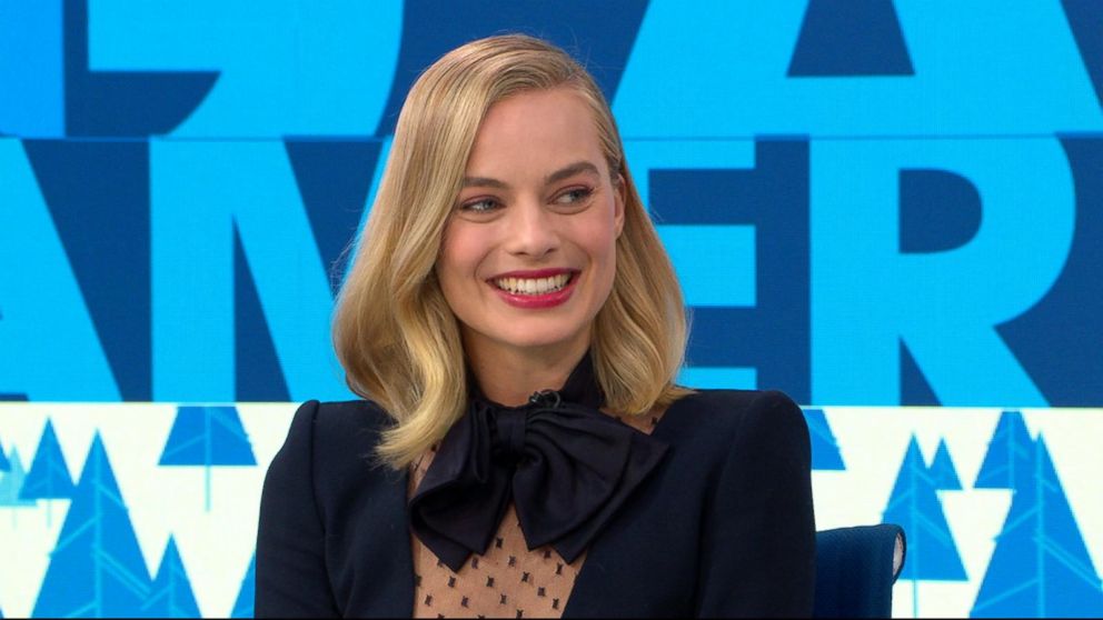 Margot Robbie stole her '90s hair scrunchies from the 'I, Tonya' movie