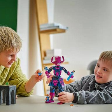 PHOTO: LEGO Fantastic Four Vs. Galactus Construction Figure