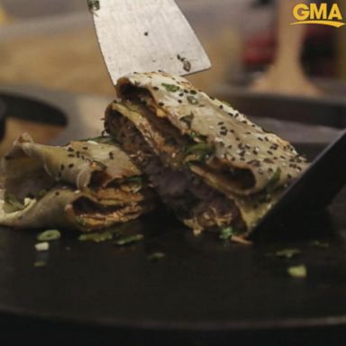 VIDEO: Celebrate Lunar New Year with Chinese crepes