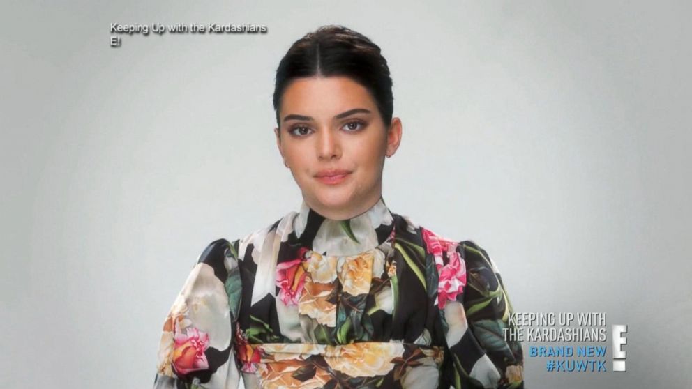 Kendall Jenner Walks the Runway in Flower Pumps for Prada's Fall 2023 –  Footwear News