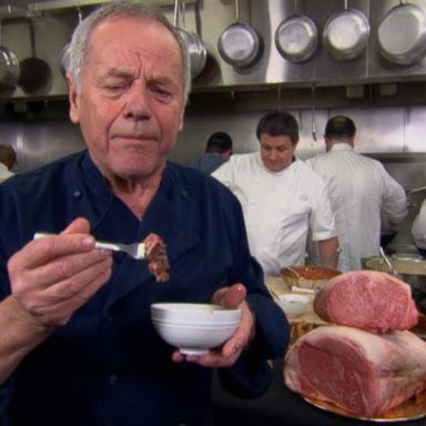 VIDEO: Wolfgang Puck shares his top Oscars watch party recipes 