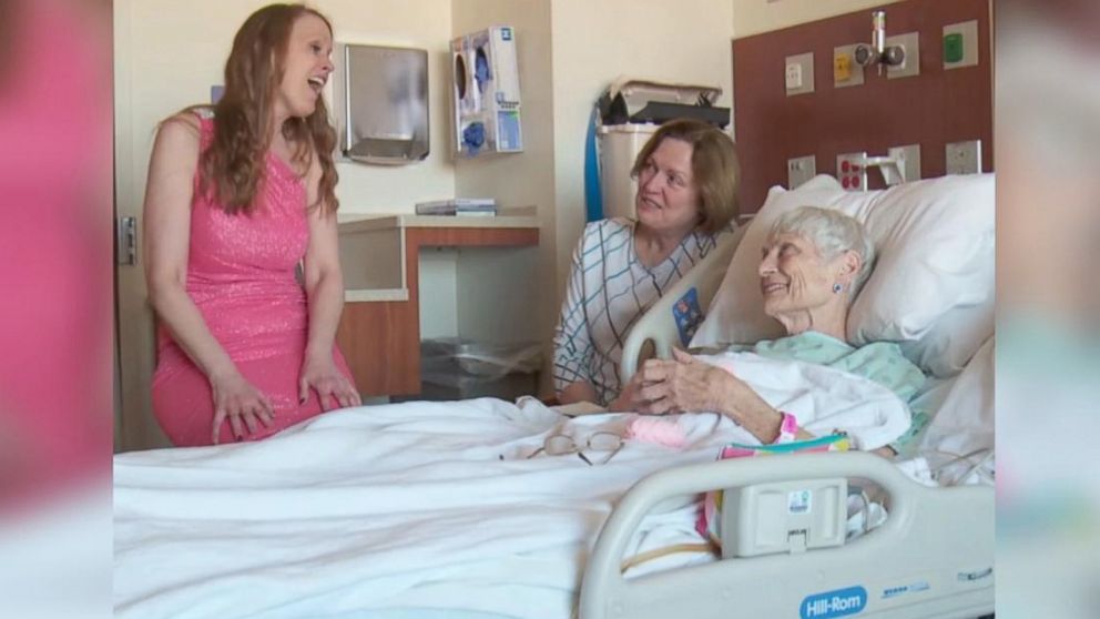 VIDEO: Emergency center trauma nurse loves singing to her patients dressed as a princess