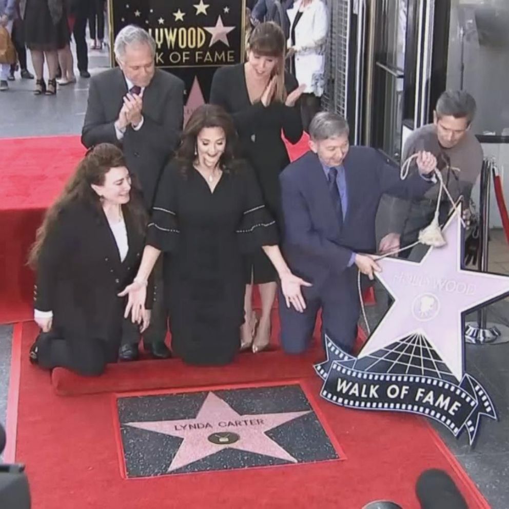 Original Wonder Woman Lynda Carter looks out of this world as she picks up  Hollywood Walk of Fame star - Irish Mirror Online