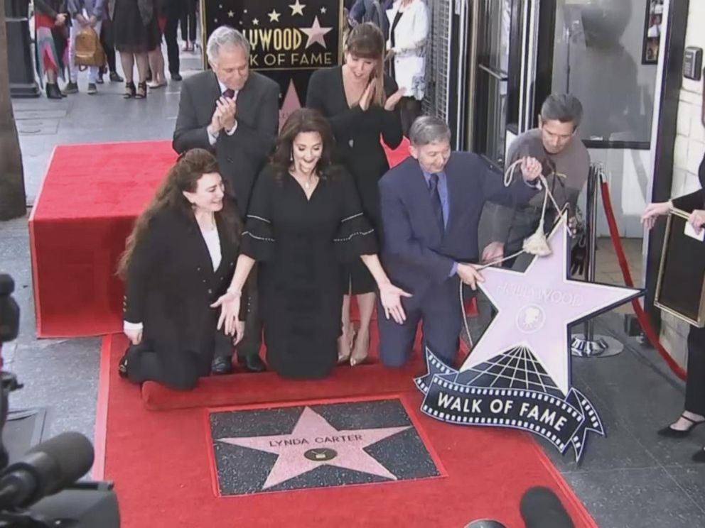 Original Wonder Woman Lynda Carter looks out of this world as she picks up  Hollywood Walk of Fame star - Irish Mirror Online