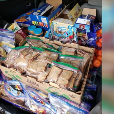 VIDEO: Volunteers make 600K lunches so kids don't do hungry during teacher walkouts