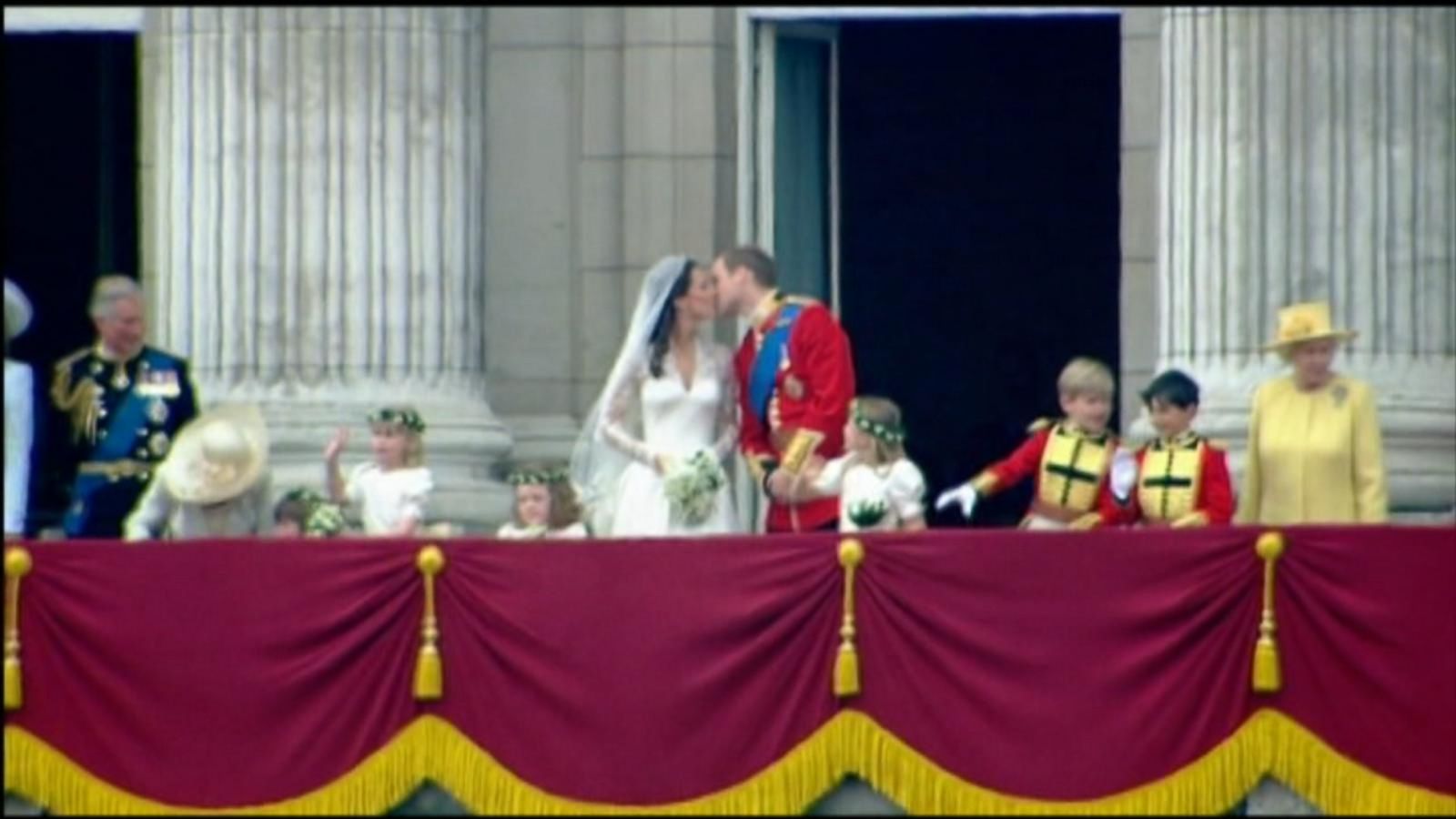 VIDEO: Prince William, Kate Middleton celebrate 7th wedding anniversary