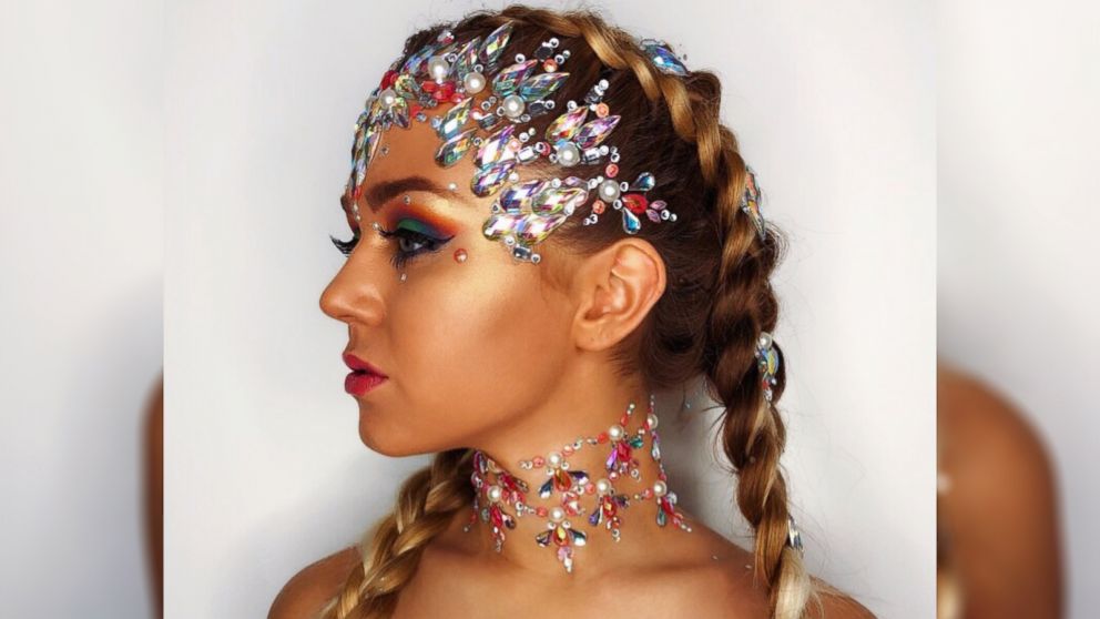 Bejeweled hair is Instagram's newest sparkly trend Video - ABC News