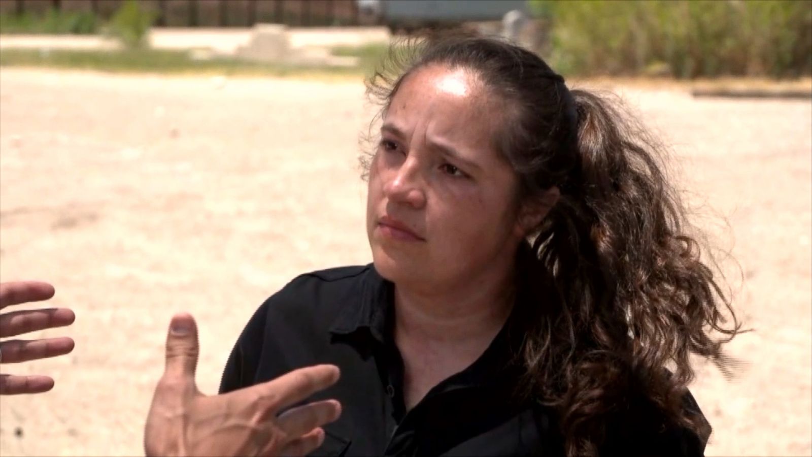 VIDEO: Mother is separated from her son at the border