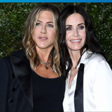 VIDEO: 'Friends' stars Jennifer Aniston and Courteney Cox arrive at benefit in coordinated outfits