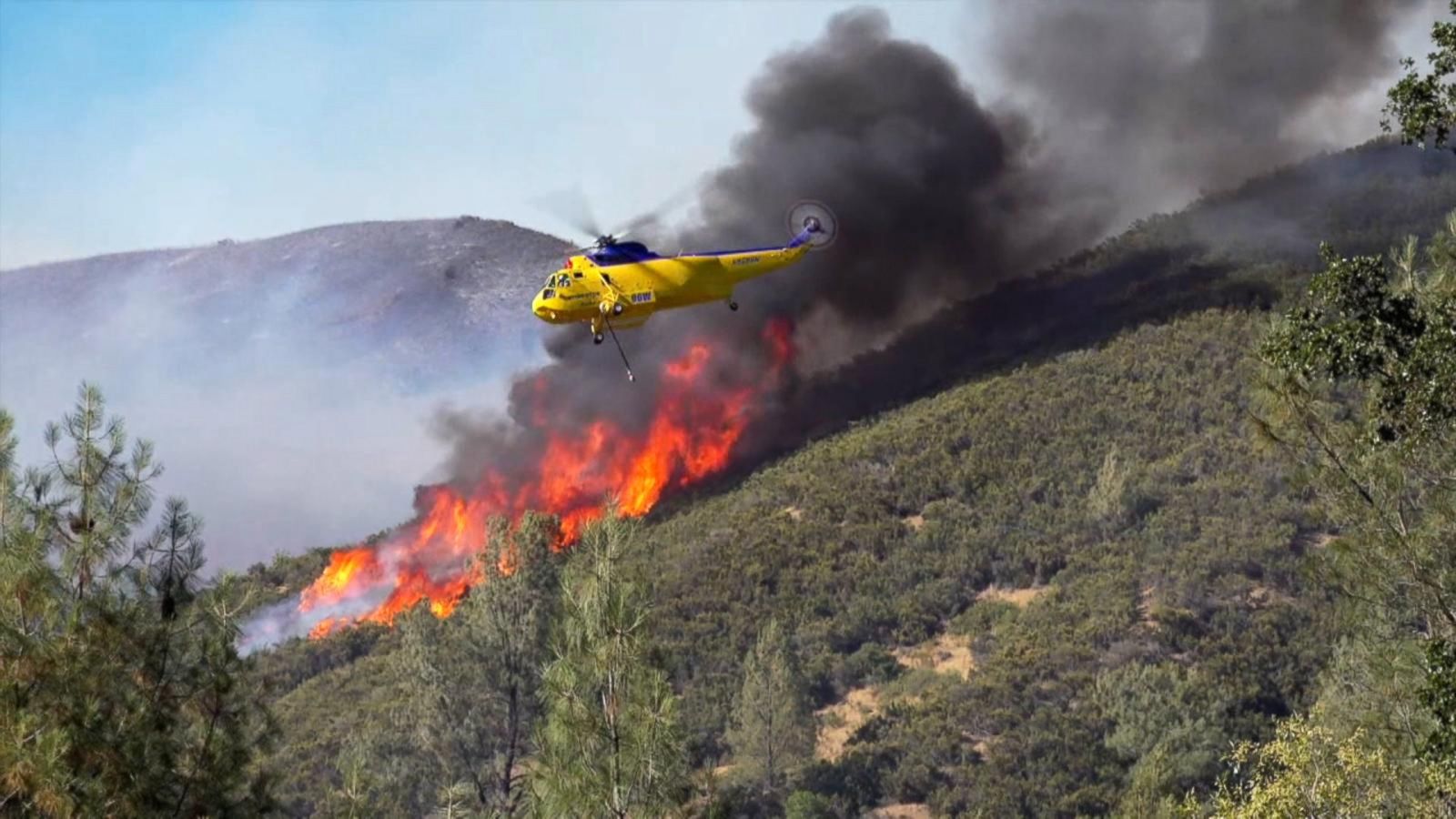 VIDEO: Western wildfire threatens hundreds of homes