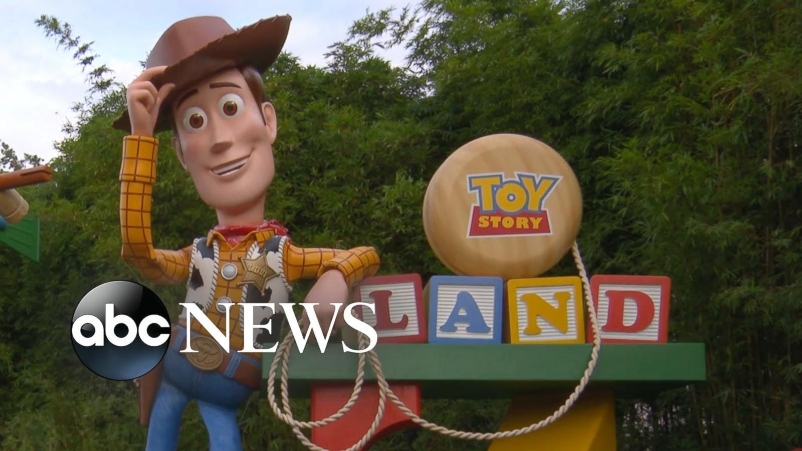 VIDEO: Everything you need to know about Toy Story Land from someone who's been there