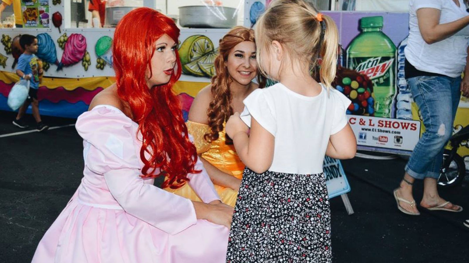 VIDEO: College students transform into princes and princesses to visit children in the hospital