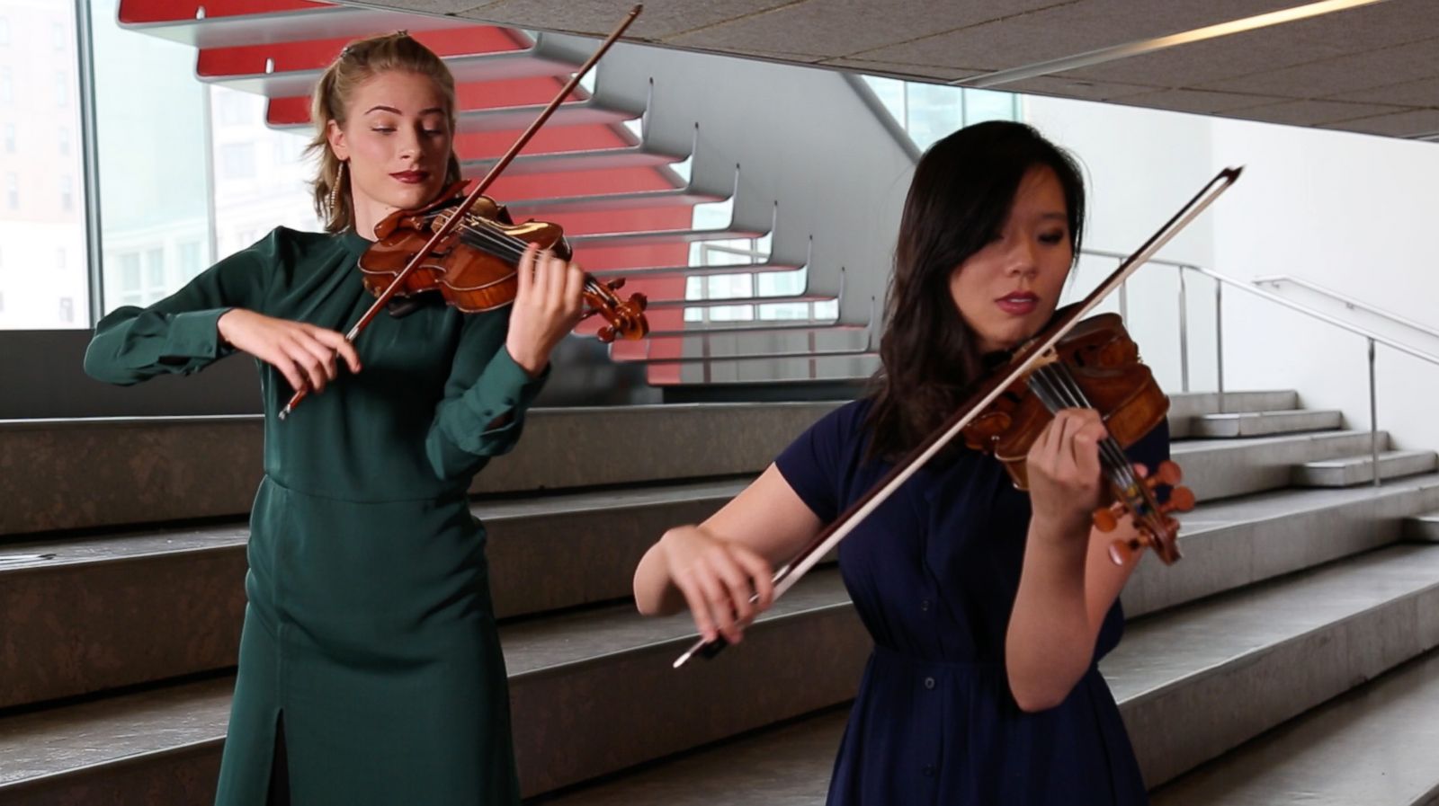 VIDEO: Juilliard graduates trade stage for refugee camps