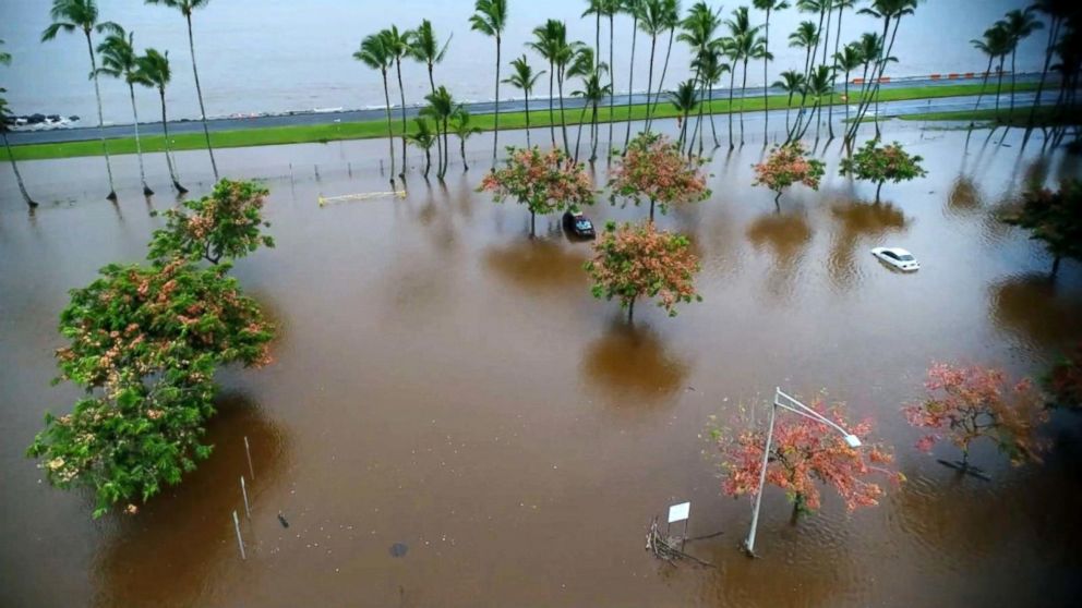 Video Tropical Storm Lane Continues To Hit Hawaii - ABC News